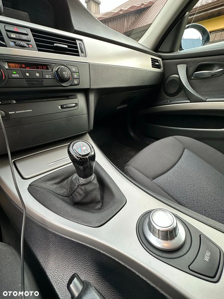 BMW Seria 3 320d - 14