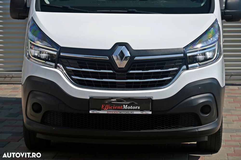Renault Trafic - 18