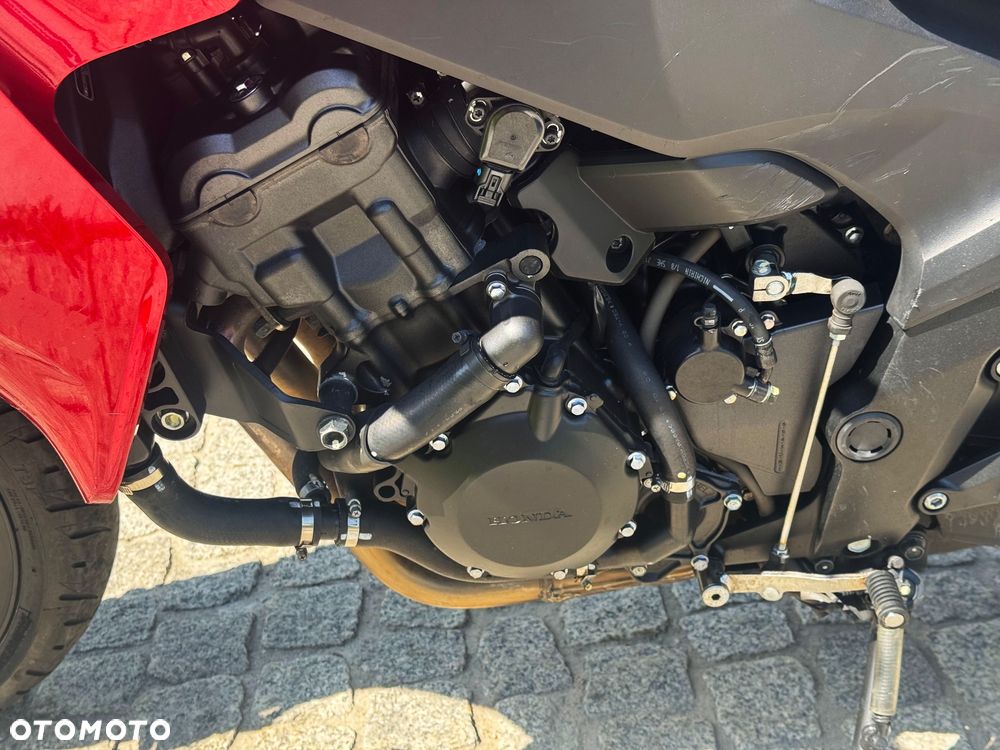 Honda CBF - 38