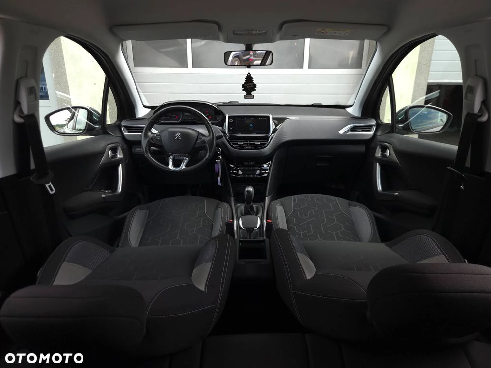 Peugeot 2008 PureTech 82 Style - 33