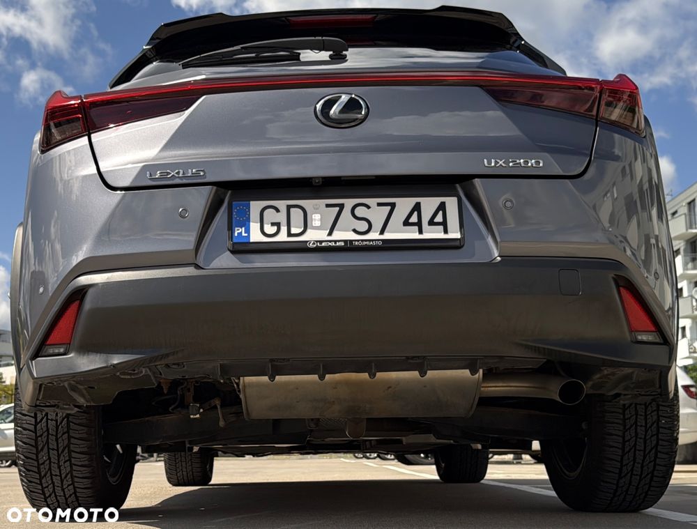 Lexus UX - 36