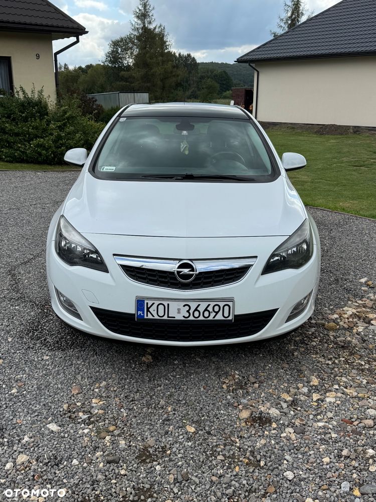 Opel Astra 1.4 T Essentia - 1