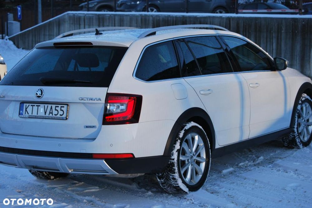 Skoda Octavia 1.8 TSI 4x4 DSG Scout - 13