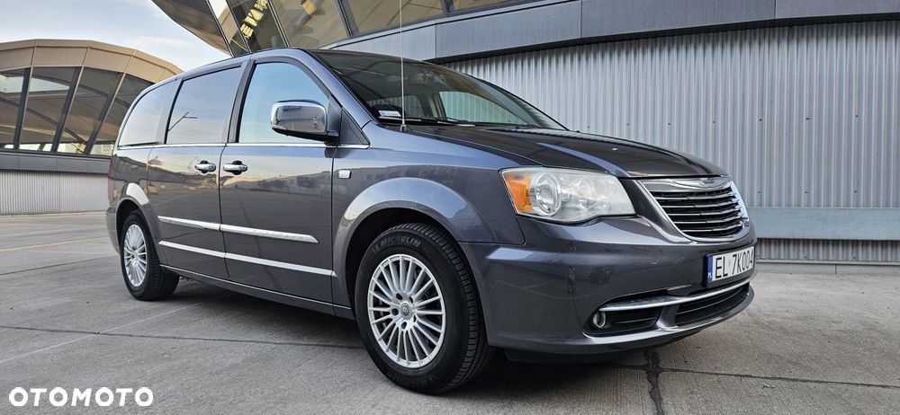 Chrysler Town & Country 3.6 Touring - 4