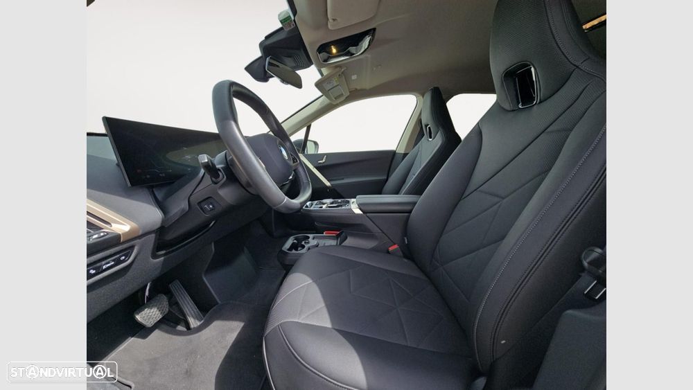 BMW ix xDrive 45 - 10