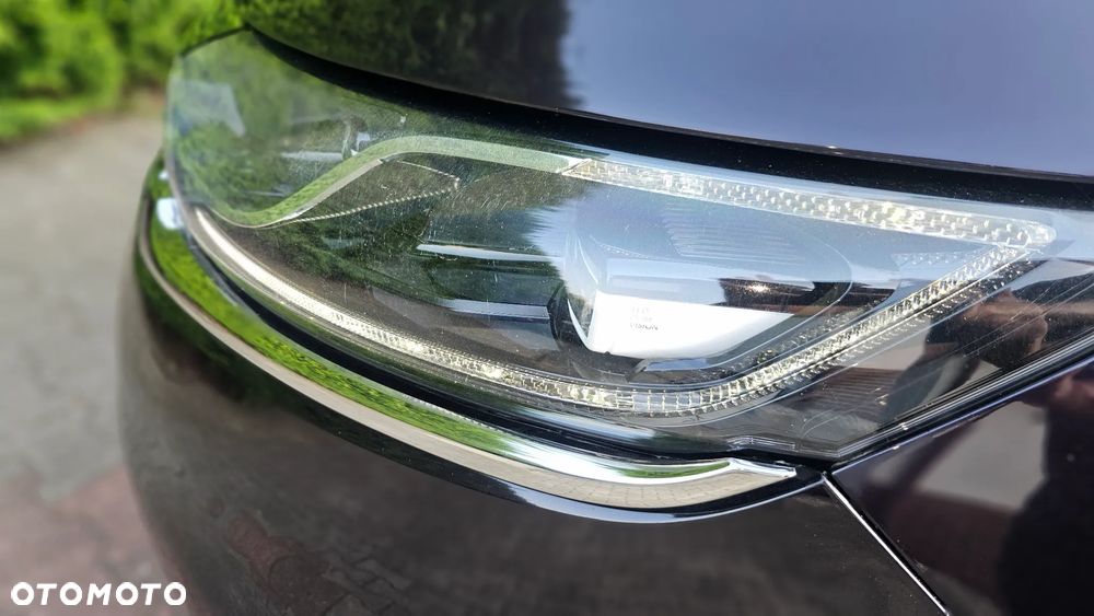 Renault Espace 1.6 dCi Energy Initiale Paris EDC - 32