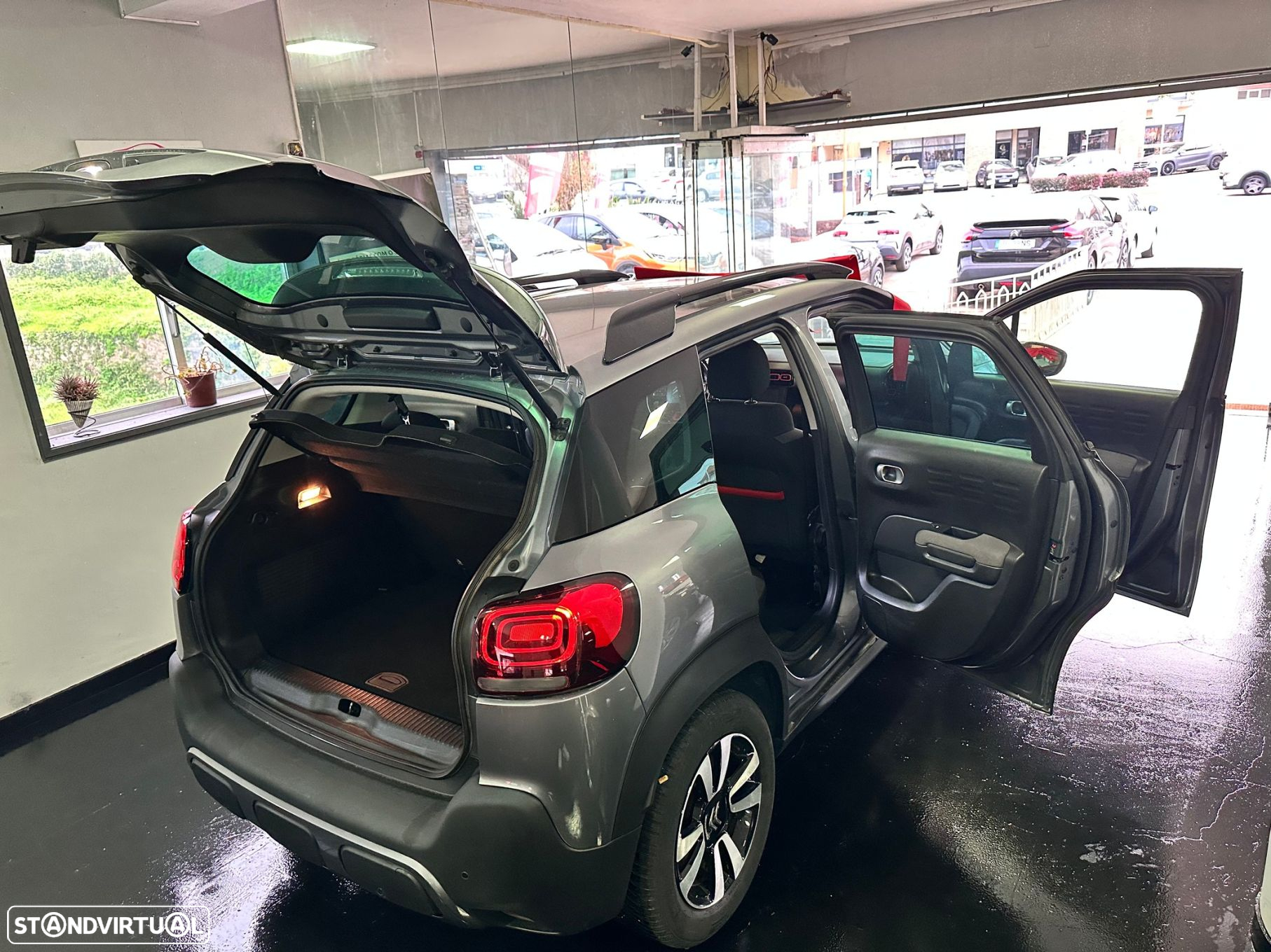 Citroën C3 Aircross 1.2 PureTech Feel - 8
