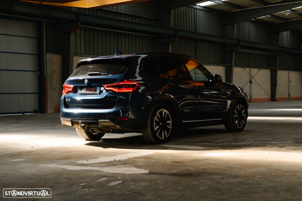 BMW iX3 - 6