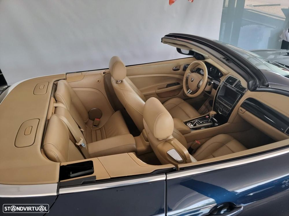 Jaguar XK 4.2 V8 - 9