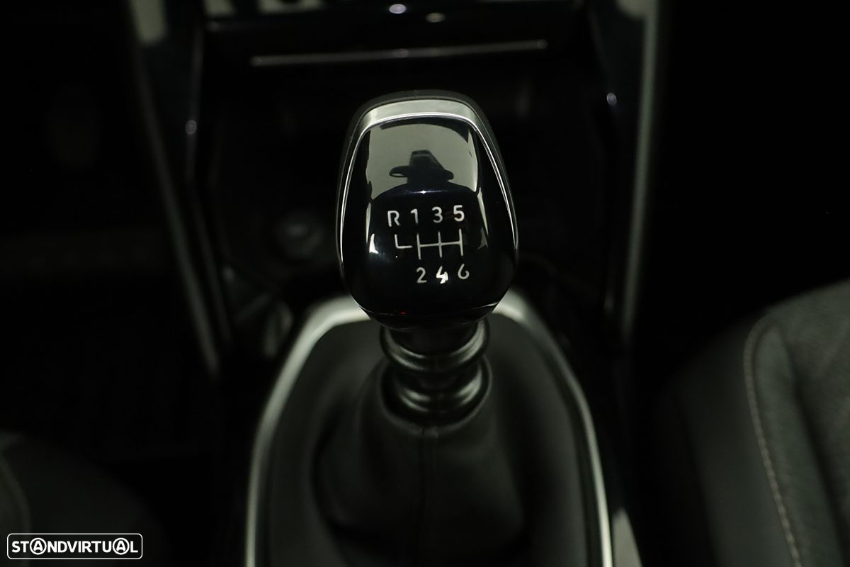 Peugeot 2008 1.2 PureTech Allure - 14