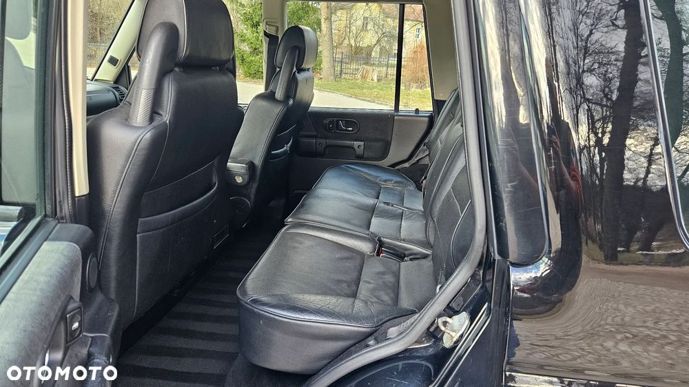 Land Rover Discovery - 25