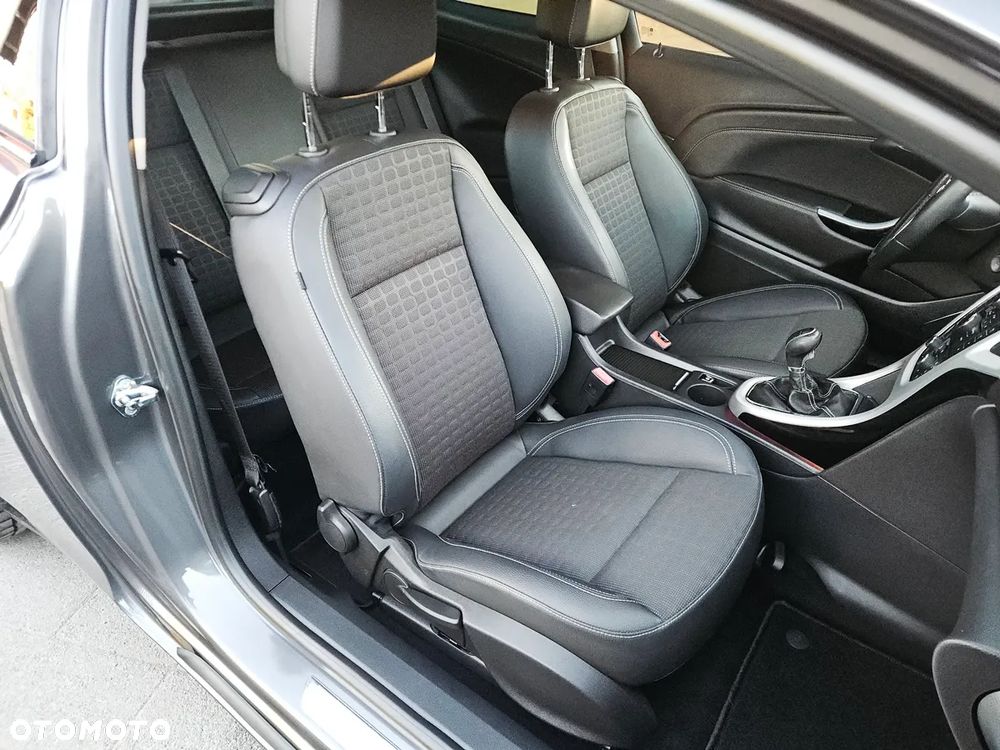 Opel Astra 1.6 T Sport - 36