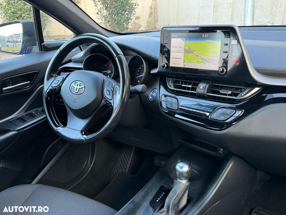Toyota C-HR Hybrid Business-Edition - 7