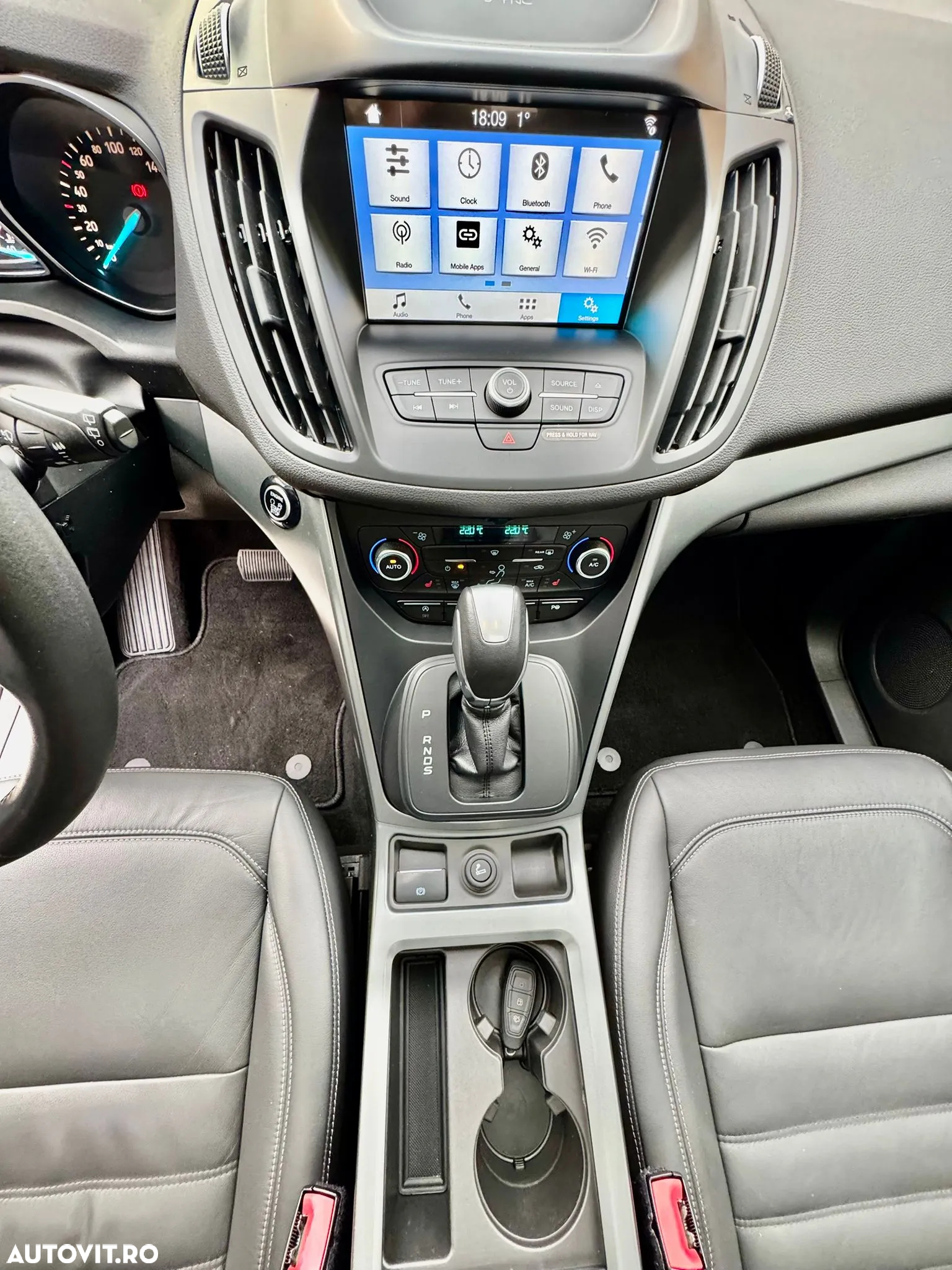Ford Kuga 2.0 TDCi 4WD Powershift Titanium - 15