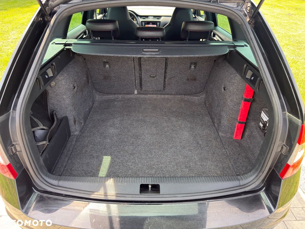 Skoda Octavia 2.0 TDI RS DSG - 29