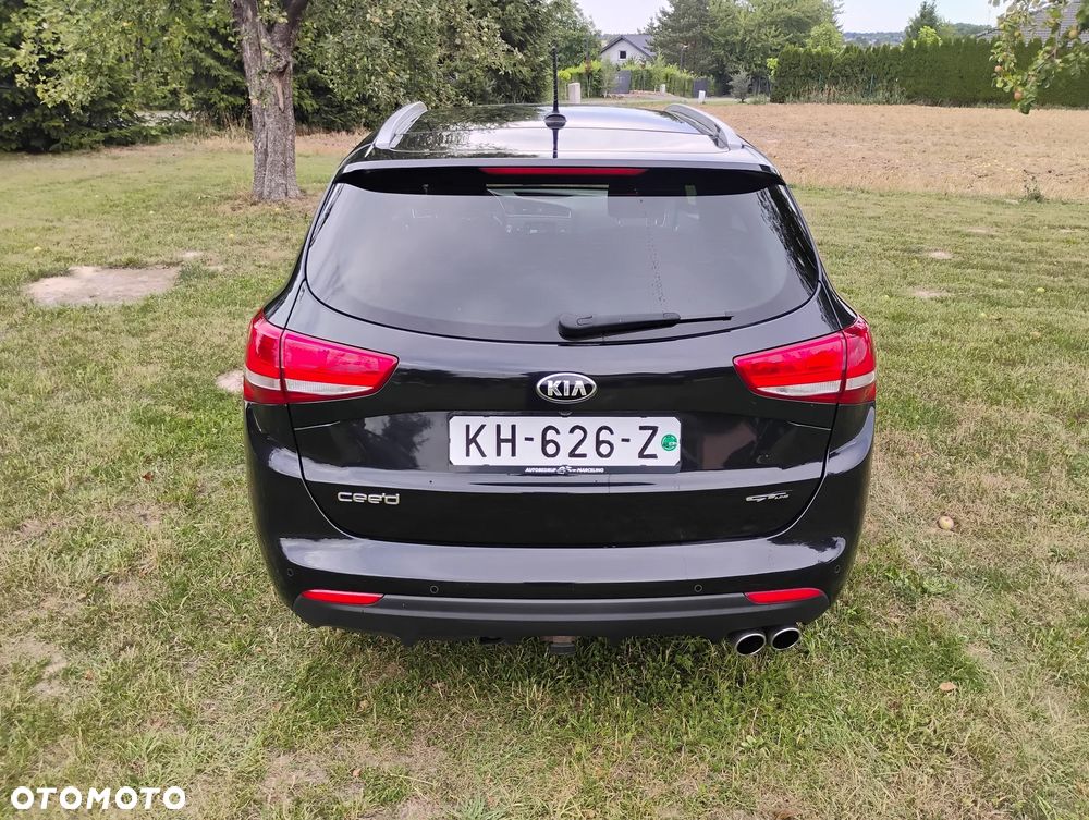Kia Ceed 1.6 CRDi 136 ISG GT Line - 11