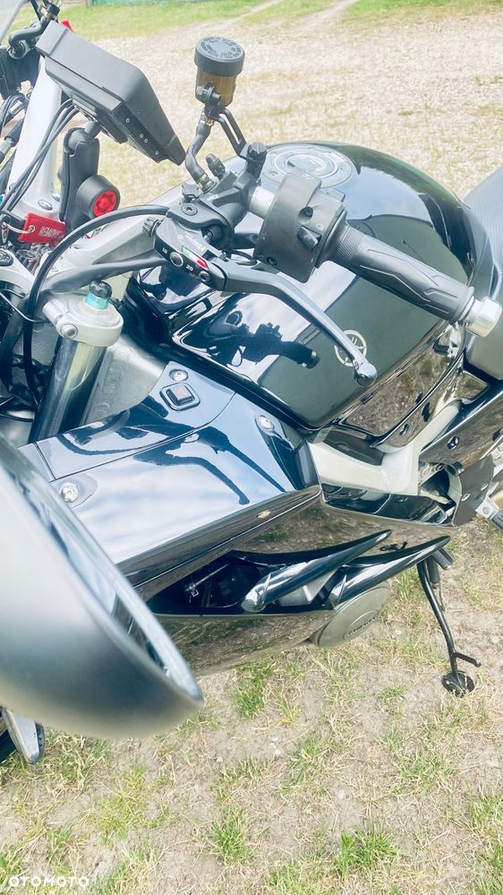 Yamaha FJR - 8