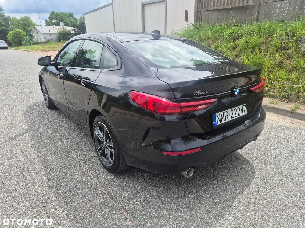 BMW Seria 2 216d Sport Line - 3