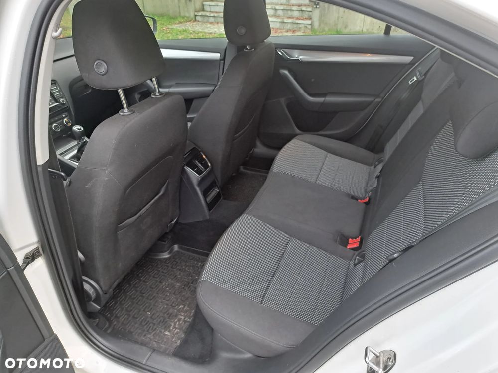 Skoda Octavia 2.0 TDI Style - 4