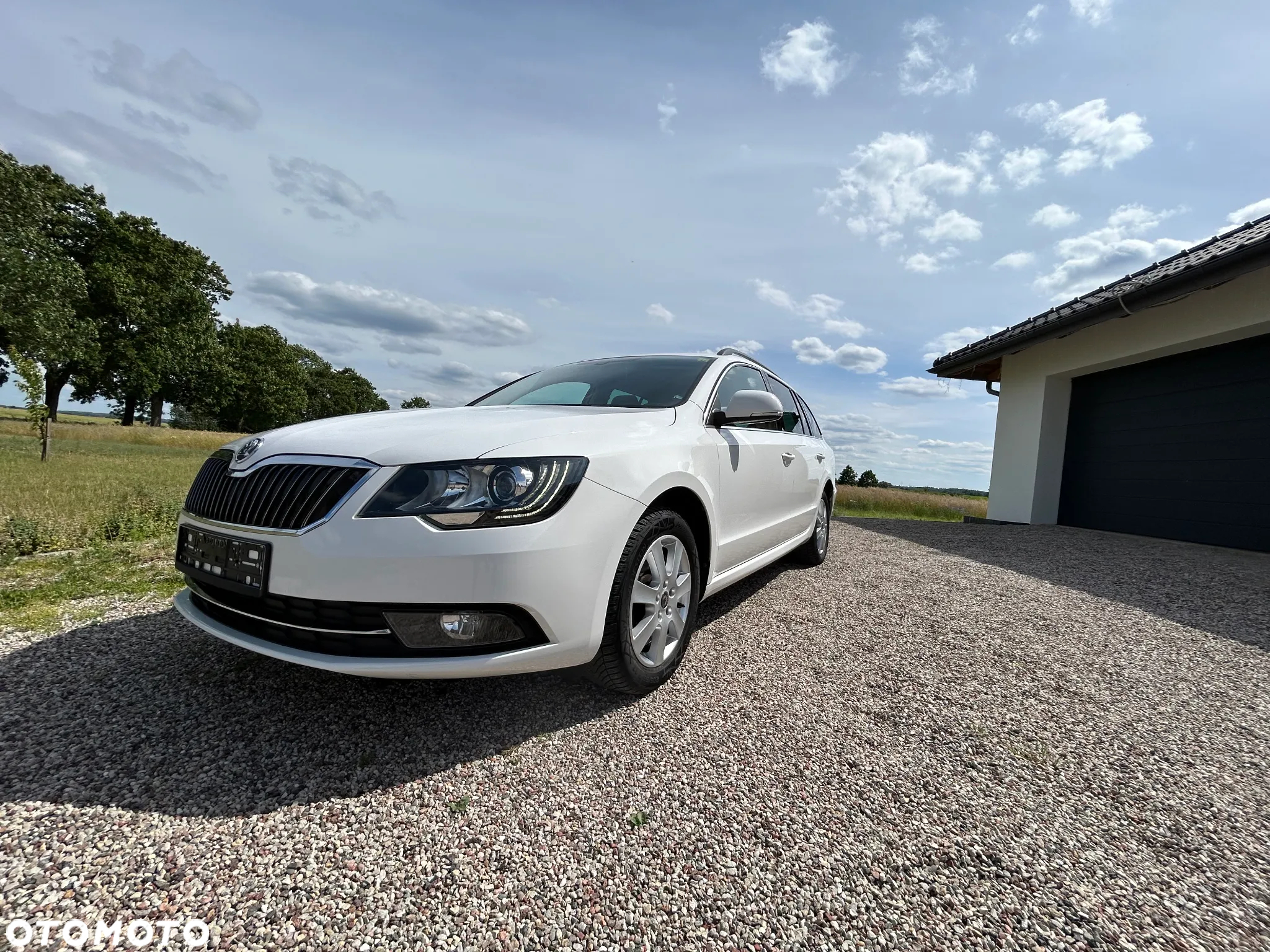Skoda Superb 2.0 TDI DSG Ambition - 15