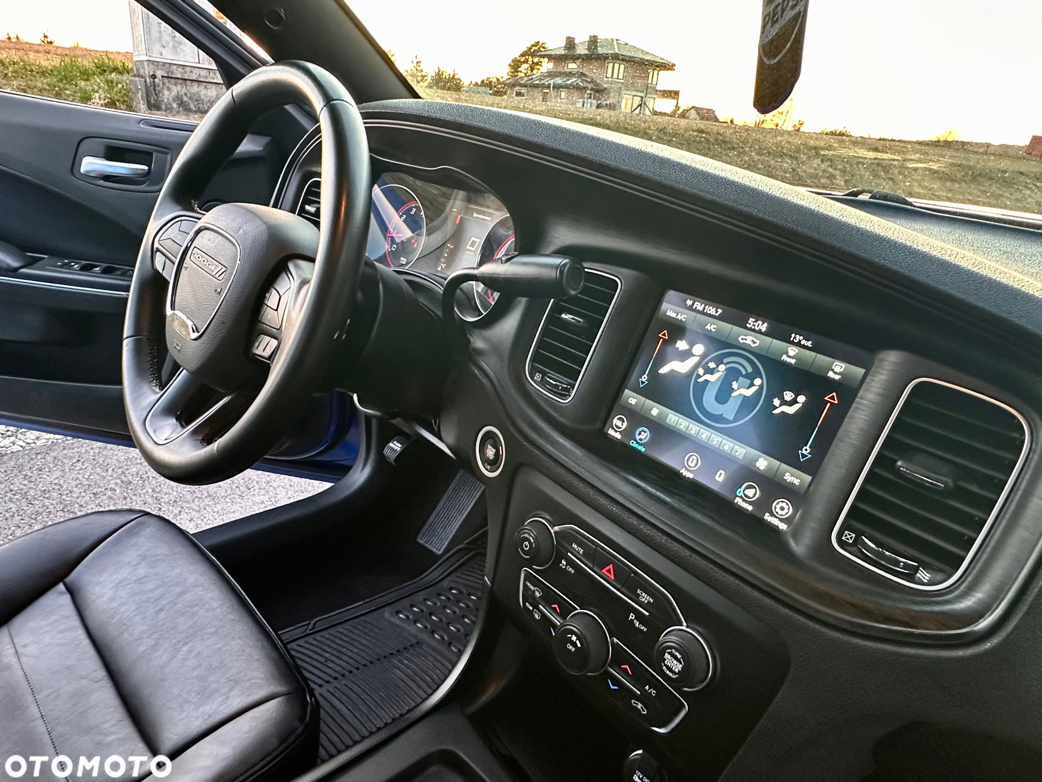 Dodge Charger 5.7 R/T - 18