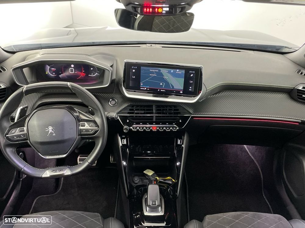 Peugeot 2008 1.2 PureTech GT EAT8 - 10