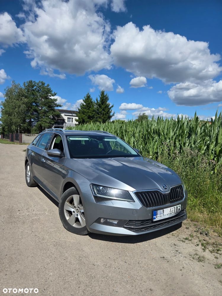 Skoda Superb 2.0 TDI Ambition DSG