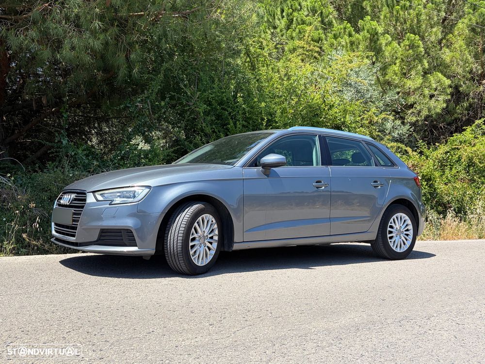 Audi A3 Sportback 1.6 TDI Advance Ultra - 1