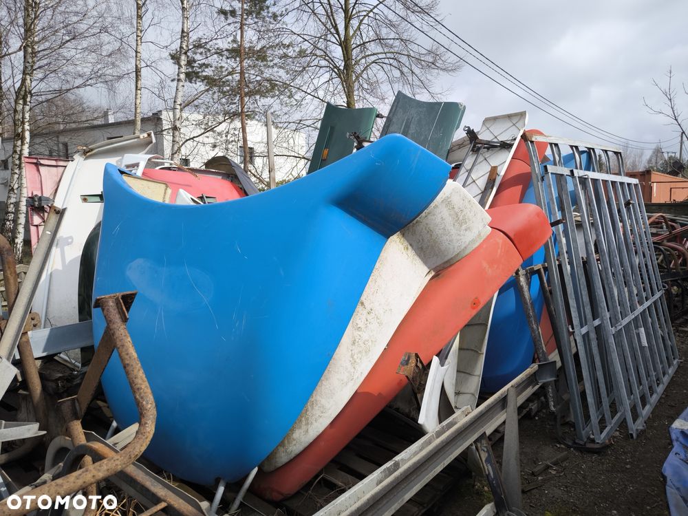 Spojler owiewka zabudowy między osiowa renault daf Volvo Scania - 5