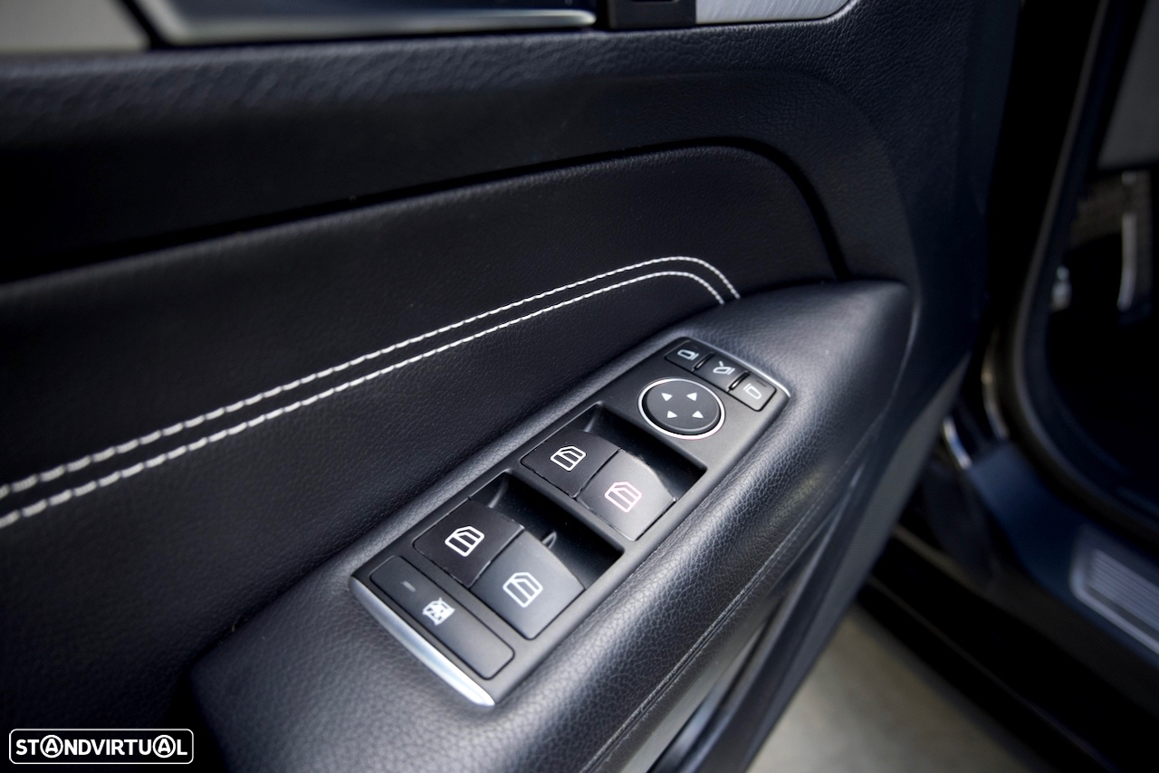 Mercedes-Benz E 220 BlueTEC Auto - 18