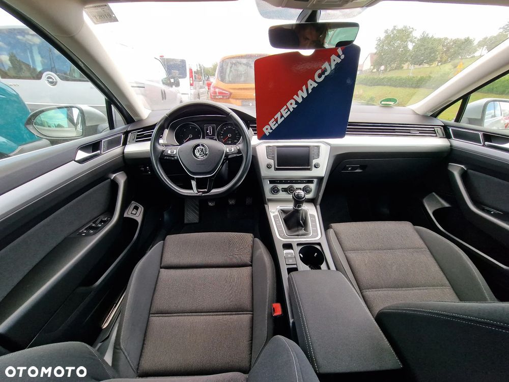 Volkswagen Passat - 6