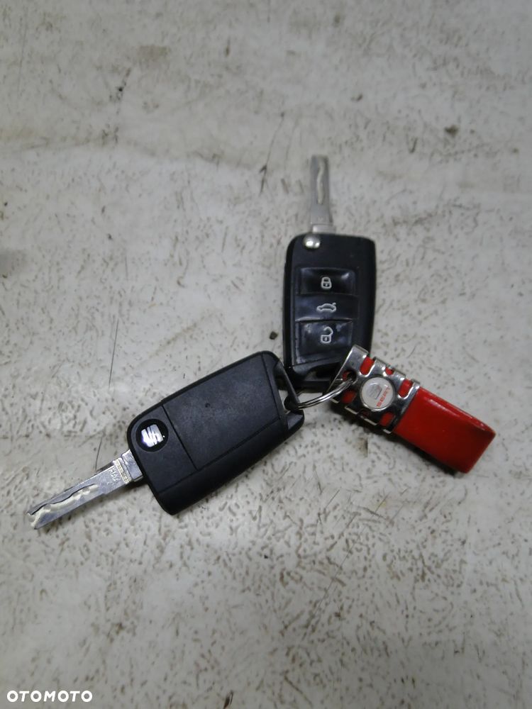 SEAT LEON III 3 5F STACYJKA KLUCZYK 2.0TDI EUROPA - 2