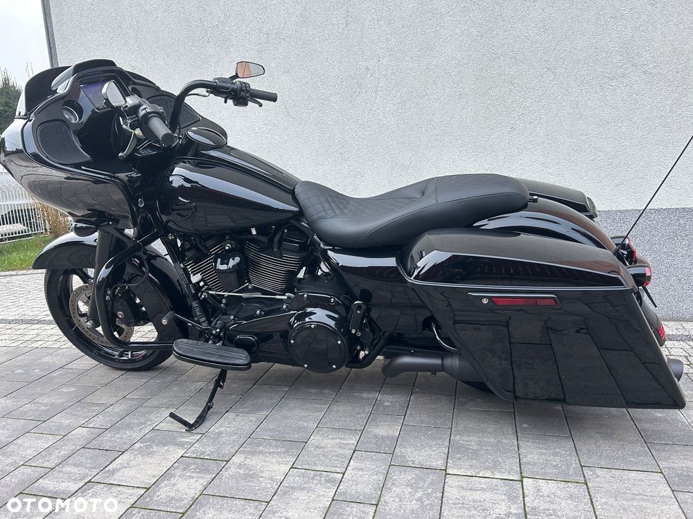 Harley-Davidson Touring Road Glide - 15