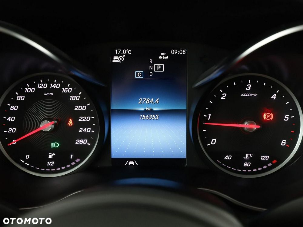Mercedes-Benz Klasa C 220 d 4MATIC 9G-TRONIC - 23