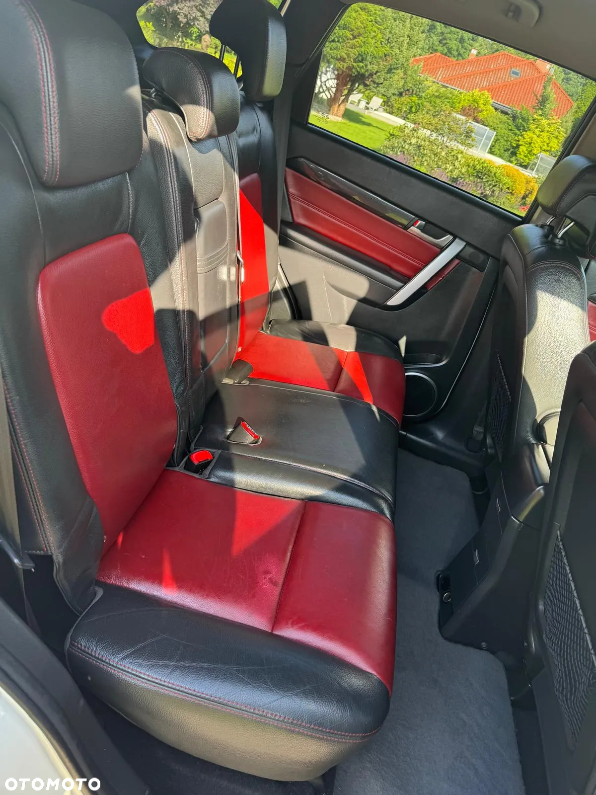 Chevrolet Captiva 2.0 4WD 7 Sitzer Automatik LT Exclusive - 3