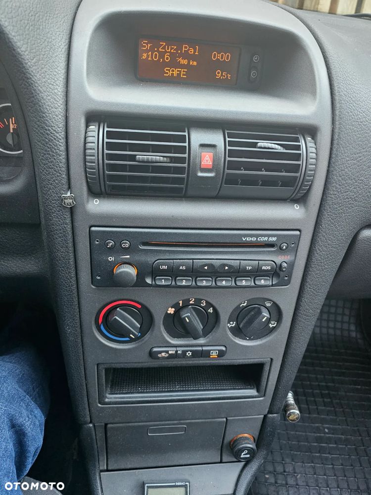 Opel Astra 1.4 NJoy - 14