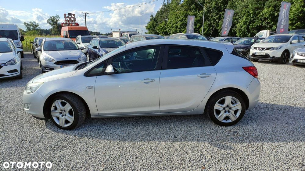 Opel Astra - 18