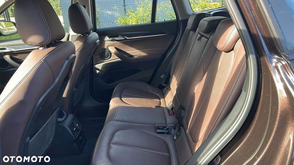 BMW X1 xDrive25d xLine - 13