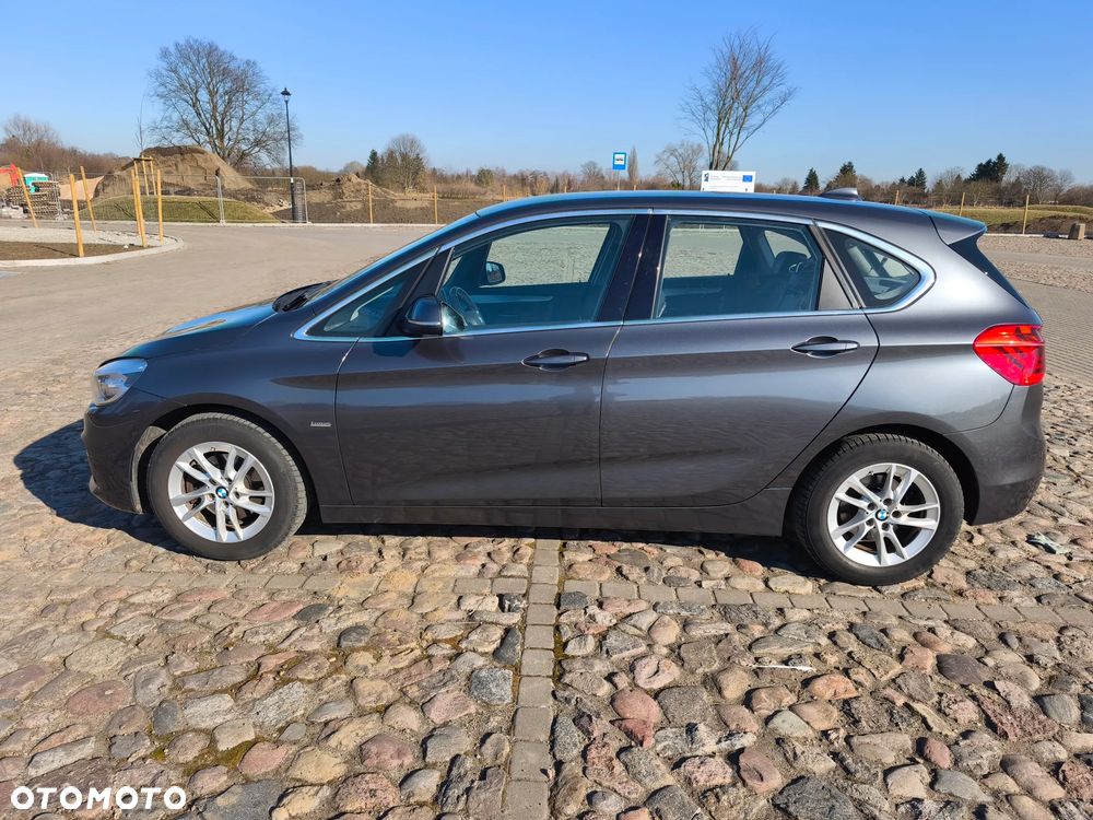 BMW Seria 2 218d Luxury Line - 6