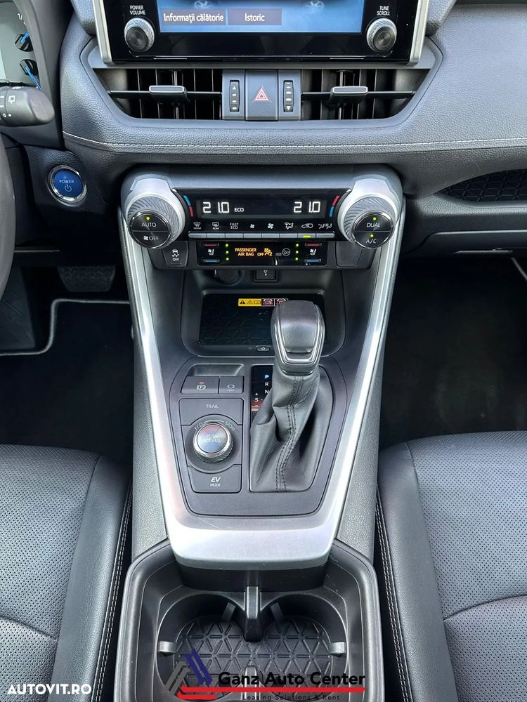 Toyota RAV4 2.5 VVT-iE 4x4 Luxury Plus - 11