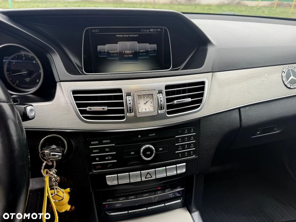 Mercedes-Benz Klasa E - 17