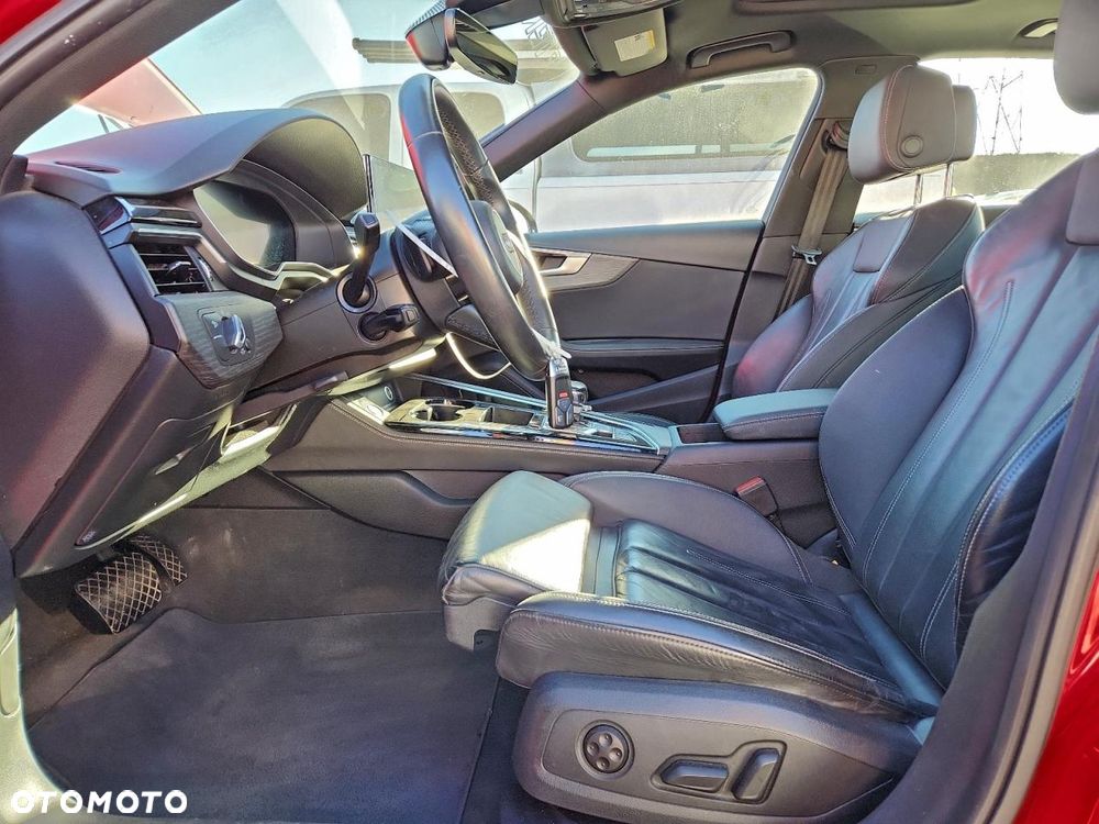 Audi A4 Limousine - 7