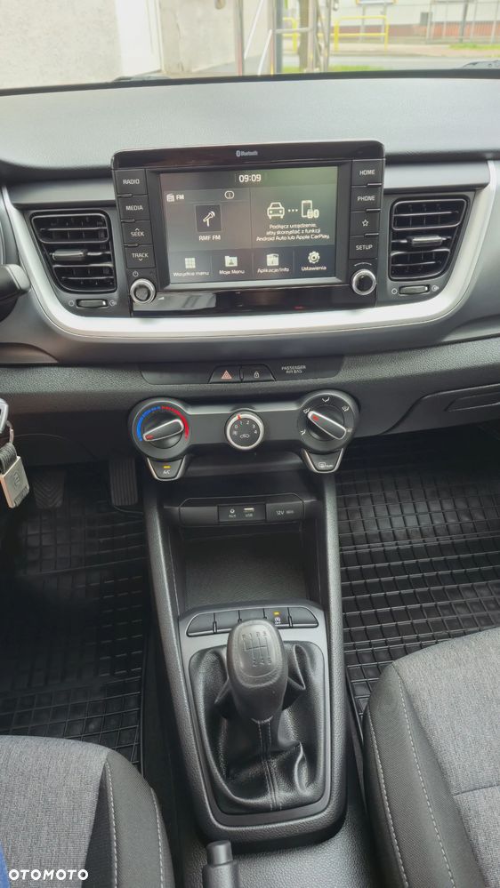 Kia Stonic 1.4 L - 8