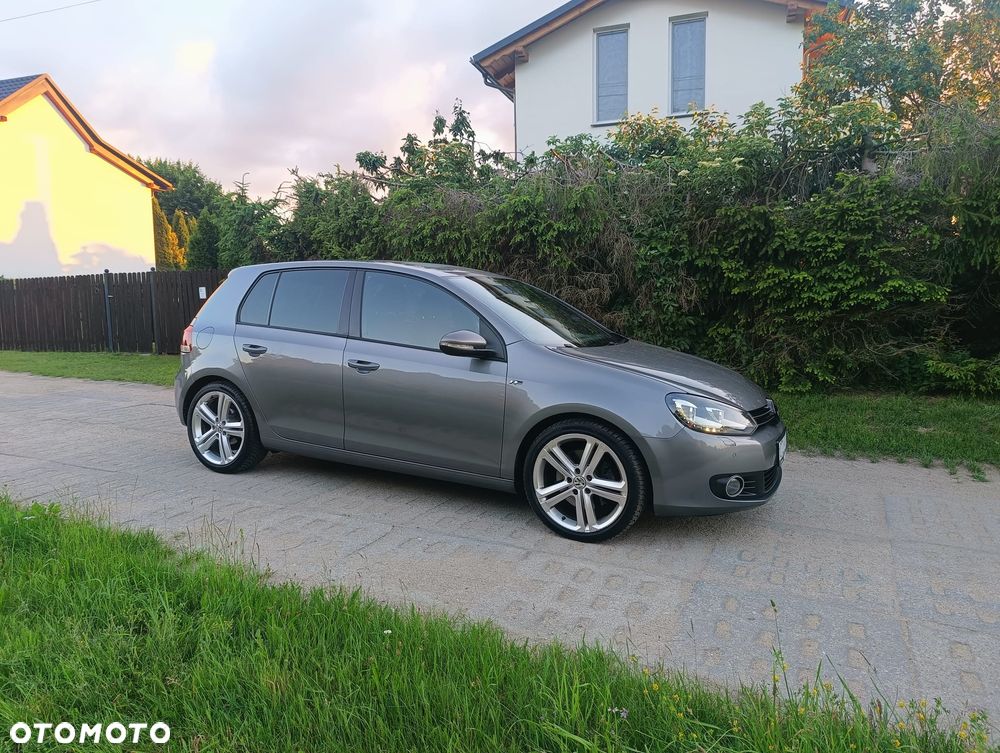 Volkswagen Golf - 5
