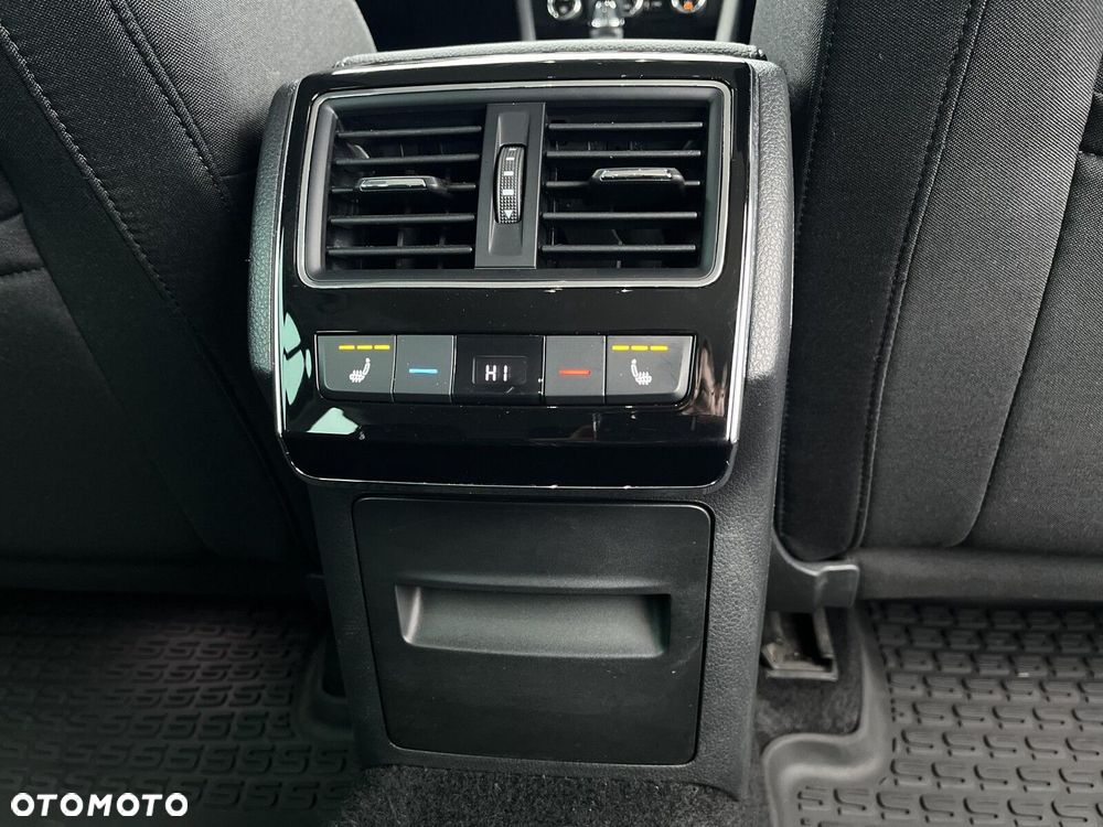 Skoda Superb 2.0 TDI SCR Style DSG - 13