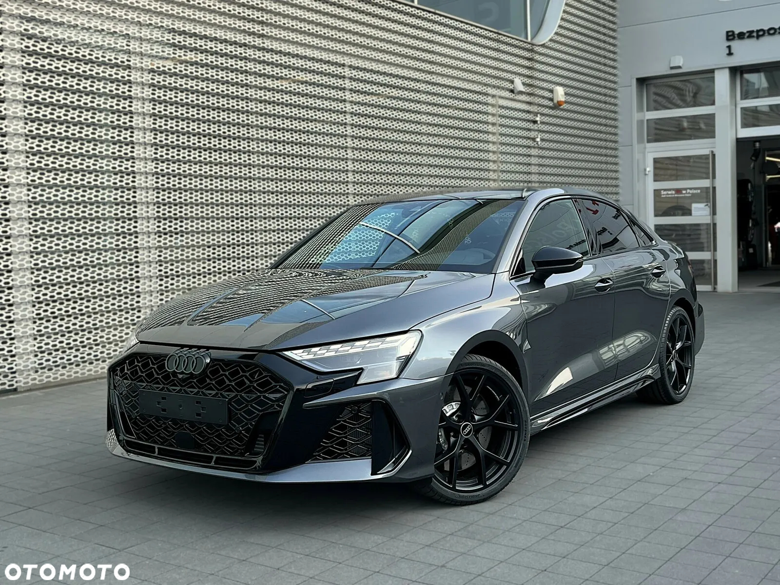 Audi RS3 Limousine TFSI Quattro S tronic - 2