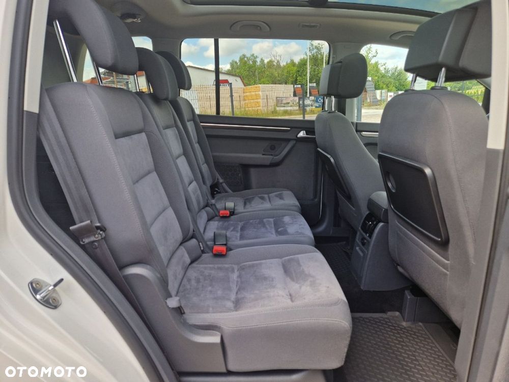 Volkswagen Touran 1.4 TSI Highline - 19