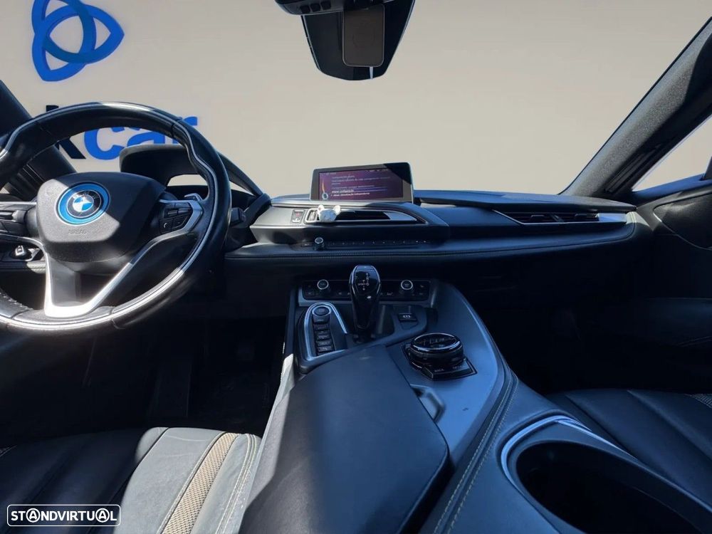 BMW i8 - 10