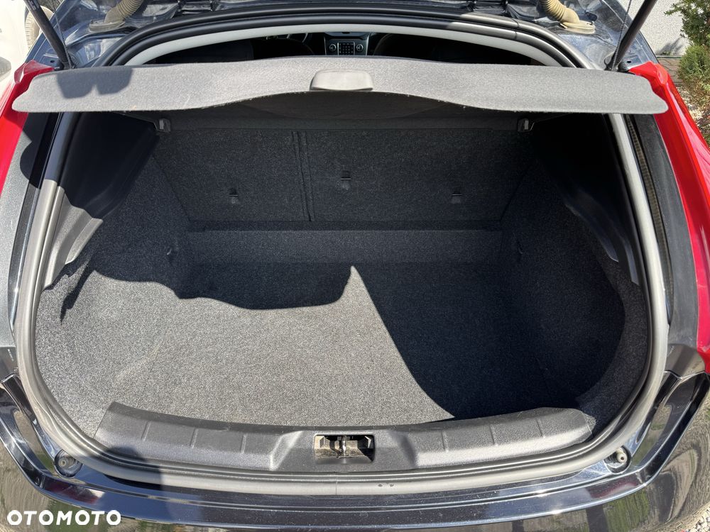 Volvo V40 - 8
