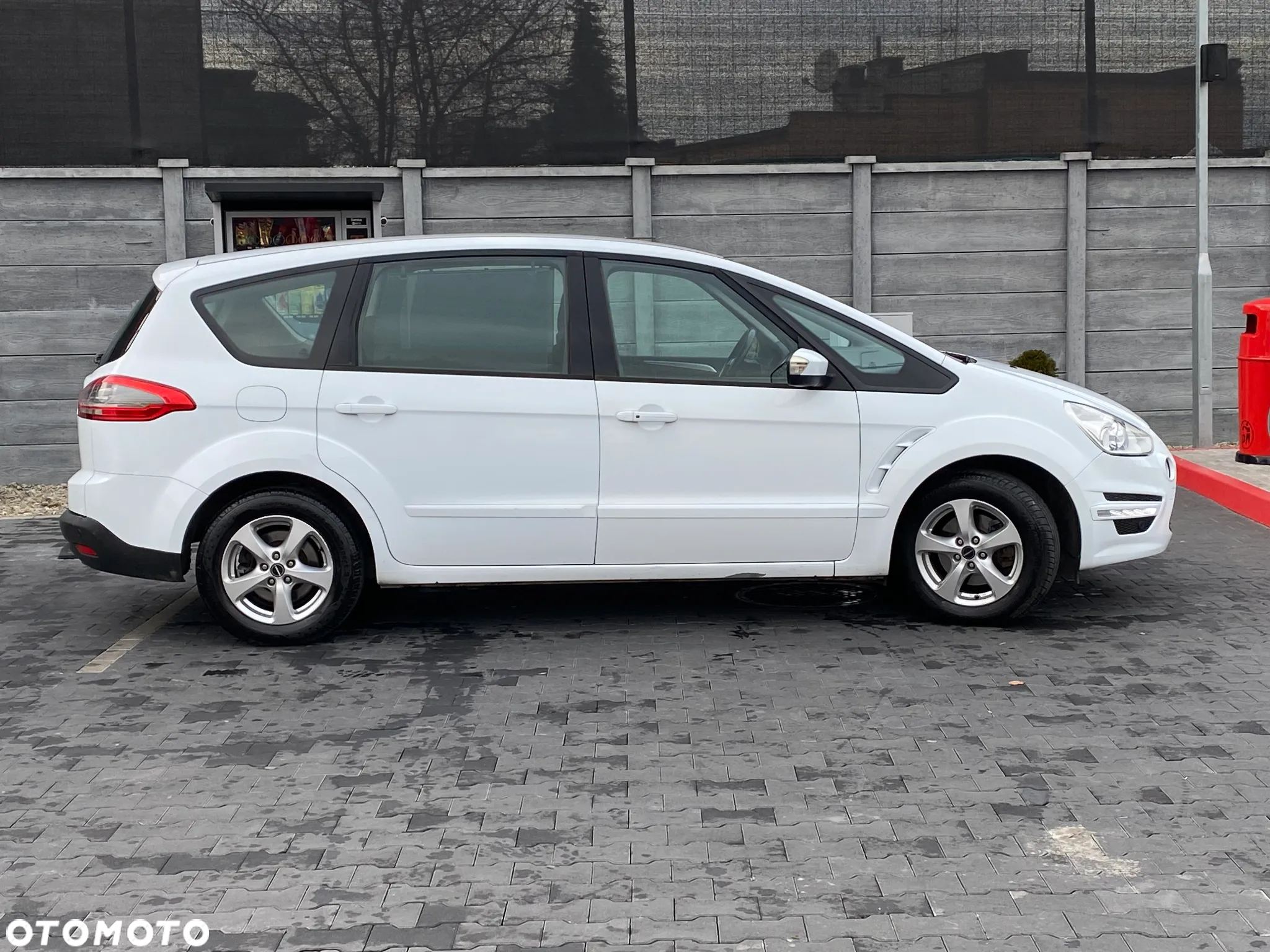 Ford S-Max - 7